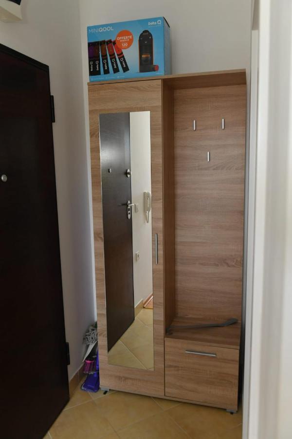 Dobi Apartmani Wing Jagodina Buitenkant foto